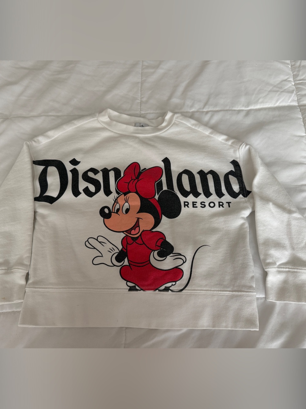 Disney White Minnie Mouse Red Graphic Sweatshirt Disneyland Resort